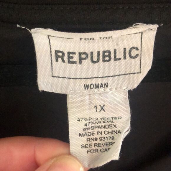 Women's For The Republic Scuba Knit V-Neck Sweater in Black 1X - Picture 5 of 5